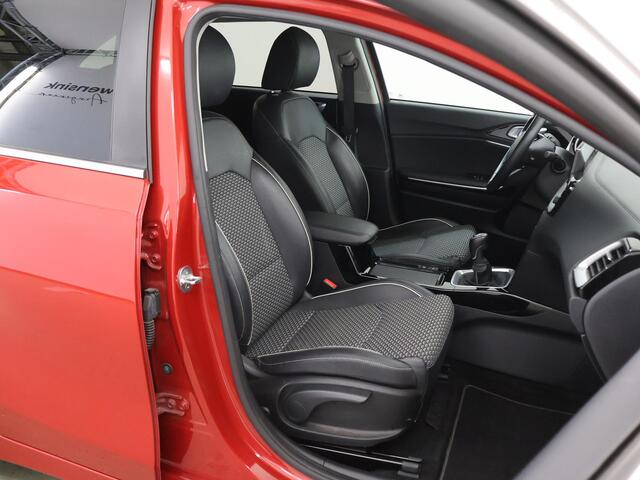 KIA CEE D Ceed Sportswagon 1.5 T-GDi DynamicPlusLine | Navigatie | Stoel/Stuurwielverwarming | Dodehoek Detectie | Keyless Go | Elektrische Achterklep | Climate Control |