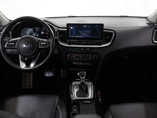 KIA CEE D Ceed 1.4 T-GDi ExecutiveLine | Panoramadak | Lederen Bekleding | Dodehoekdetectie | Cruise Control Adaptief | Elektrisch bedienbare bestuurdersstoel met geheugenfunctie |