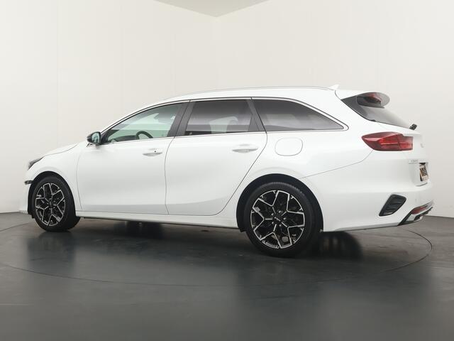 KIA CEE D Ceed Sportswagon 1.5 T-GDi GT-Line - Stoel-/Stuurverwarming - Apple Carplay/Android Auto - Elektrisch bedienbare Achterklep - Schuif-/Kanteldak - - Fabrieksgarantie tot 2030