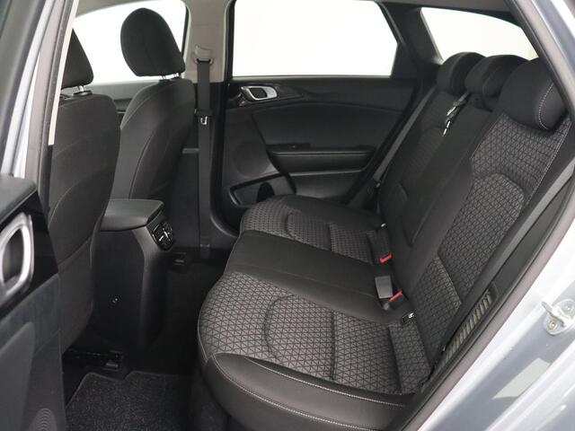 KIA CEE D Ceed 1.6 GDI PHEV DynamicLine | Carplay | Camera | Navigatie | Keyless | Climate control | Cruise control | Full LED | Parkeerhulp | Plug In