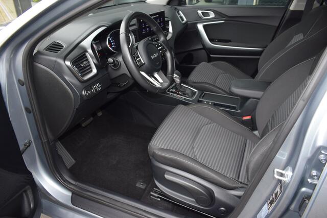 KIA CEE D Ceed Sportswagon 1.5 T-GDi DynamicLine DCT7/Autom. | Cruise Control | Navigatie | Camera | Bluetooth | 16"LMV | Tot 10Jr. Kia-Garantie