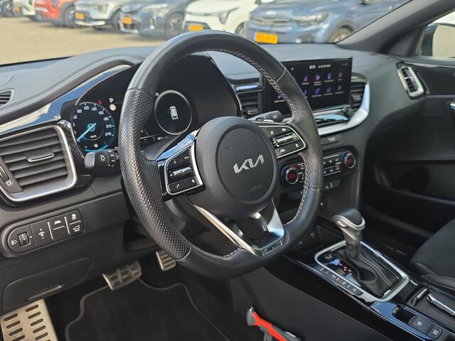 KIA CEE D Ceed Sportswagon 1.5 T-GDi GT-Line Automaat | Stoel & Stuurverwarming | Sportstuur | Schuif/Kanteldak | LED | Elektr. Achterklep |