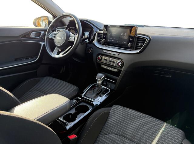 KIA CEE D 1.6 GDI PHEV DynamicLine I Carplay I Keyless I Camera