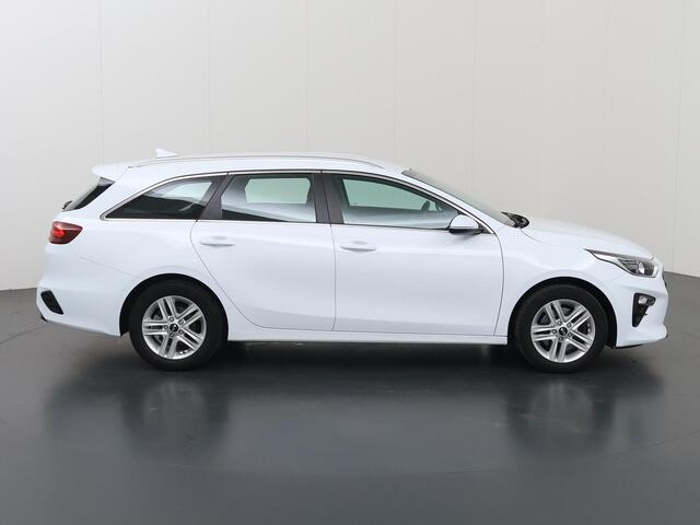 KIA CEE D Ceed Sportswagon 1.0 T-GDi DynamicLine | Navigatie | Parkeercamera | Apple Carplay/Android Auto | Climate Control | Cruise Control |