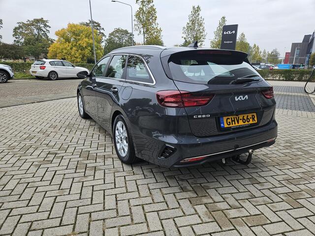 KIA CEE D Ceed Sportswagon 1.5 T-GDi DynamicLine Trekhaak|Nav|Lmv