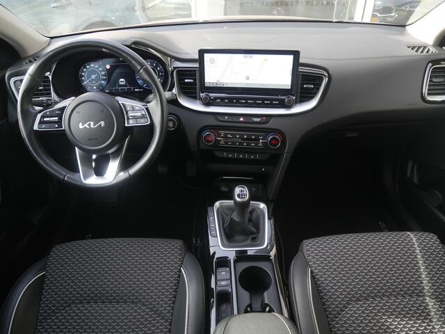 KIA CEE D Ceed Sportswagon 1.5 T-GDi DynamicPlusLine | Cruise | Clima | Camera | Carplay | Navi | Keyless | Stoel-stuurverwarming |