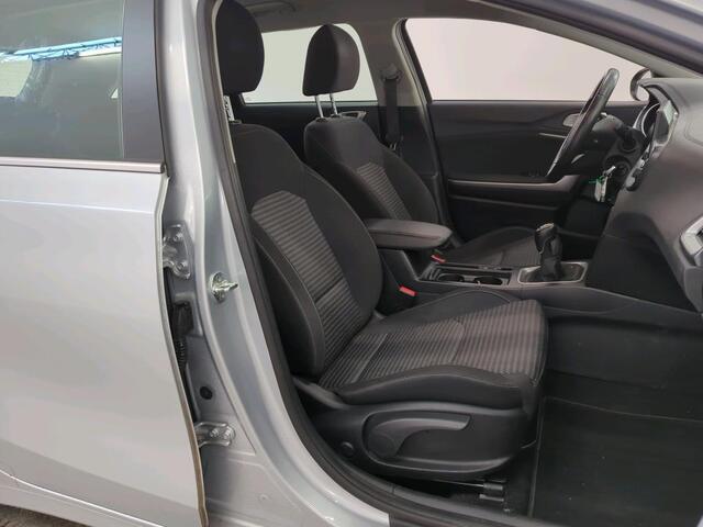 KIA CEE D Ceed Sportswagon 1.5 T-GDi DynamicLine 1e Eigenaar | NL-Auto | Volledig Onderh | BTW | Camera | Ad Cruise | Multimedia | Carplay | Climate | Hill-Hold | Navi | Full Led | Start/Stop