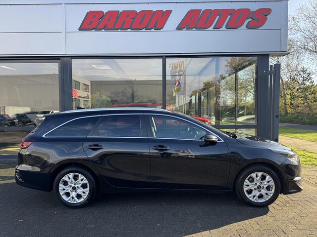 KIA CEE D Ceed Sportswagon 1.5 T-GDi MHEV DynamicPlusLine Automaat