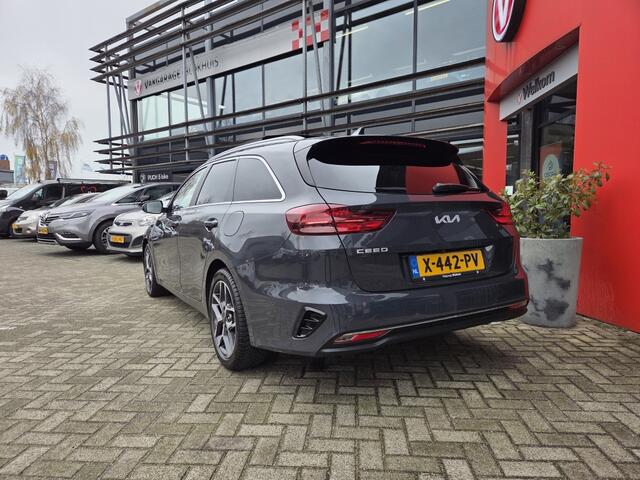 KIA CEE D 120pk T-GDi ExecLine | Panodak | Stoelverw. | Navi