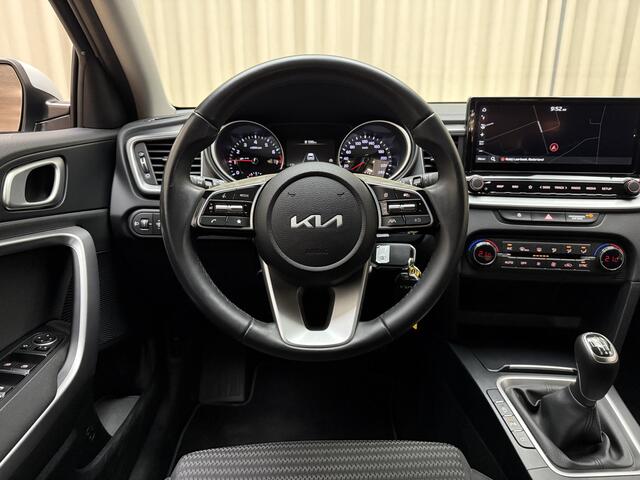 KIA CEE D Ceed 1.0 T-GDi DynamicLine *Org.NL!* Facelift / Eerste Eigenaar / Camera / Carplay / Cruise / Navigatie / PDC / ECC Clima / 16'' LMV