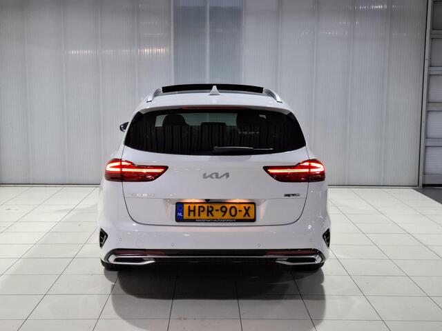 KIA CEE D Ceed Sportswagon 1.5 T-GDi GT-PlusLine AUTOMAAT, Stoel en stuur verwarming.