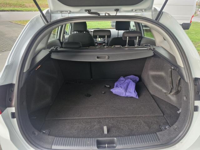 KIA CEE D 1.0 T-GDi ComfortPlusLine Navigator