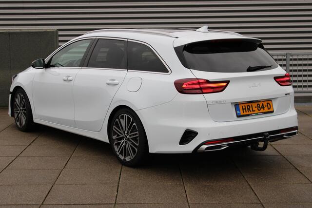 KIA CEE D Ceed Sportswagon 1.5 T-GDi GT-PlusLine Schuifdak / Trekhaak