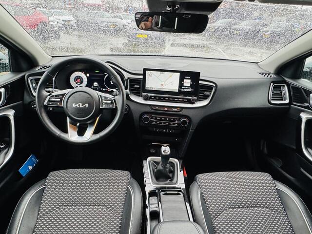 KIA CEE D Ceed Sportswagon 1.5 T-GDi DynamicPlusLine Privacyglass | Keyless | Navi | Camera | Electr. Achterklep