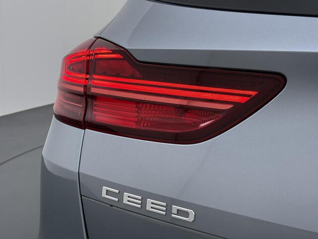 KIA CEE D Ceed Sportswagon 1.0 T-GDi DynamicLine Trekhaak | Camera | Navigatie | Stoelverwarming