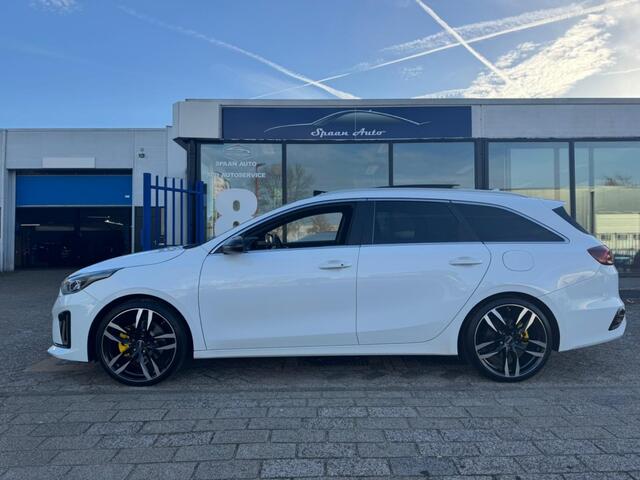 KIA CEE D 1.4 T-GDI | GT-Line | AUTOMAAT | PANO | HARMAN KARDON | TREKHAAK