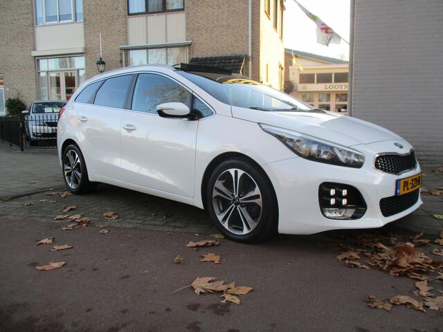 KIA CEE D cee'd Sportswagon 1.0 T-GDi GT-Line Summer Edition / AIRCO / NAVI / GLAZEN-DAK / NW-STAAT / 200dkm