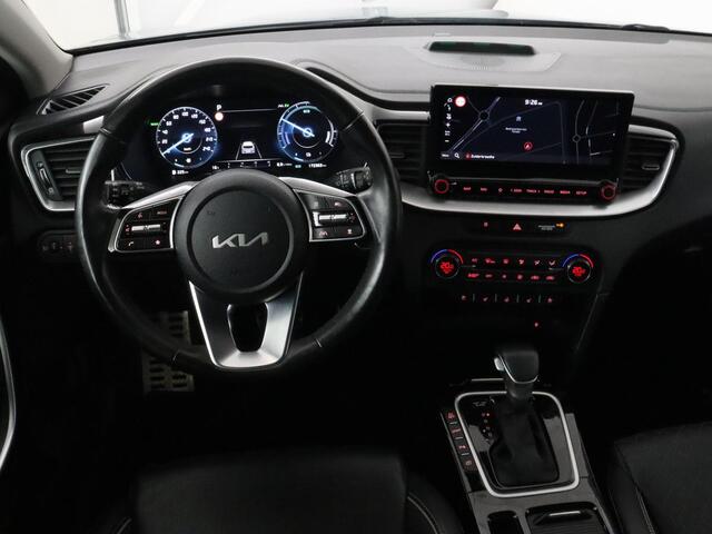 KIA CEE D Ceed 1.6 GDI PHEV ExecutiveLine | Panoramadak | Stoelventilatie | Trekhaak | Camera | Carplay | Adaptive cruise | Achterbankverwarming | Keyless | Navigatie | Full LED | Plug In