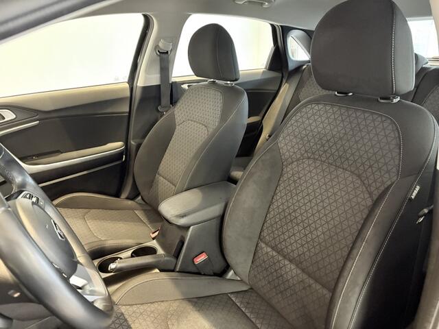 KIA CEE D Ceed 1.0 T-GDi DynamicLine / Camera