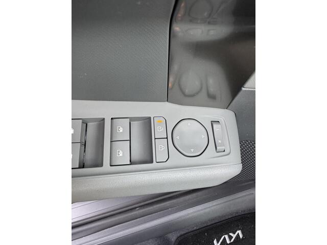 KIA EV3 Air 58.3 kWh | Uit Voorraad Leverbaar | Voorraadkorting | Complete Uitvoering | Metallic Kleur | Enz...