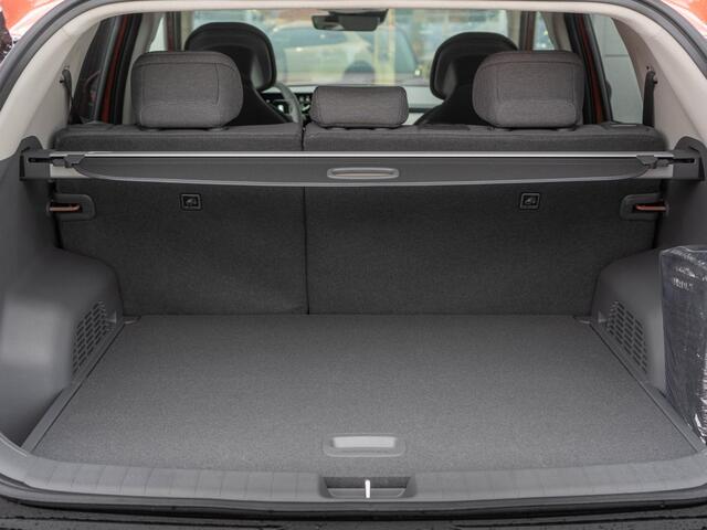 KIA EV3 Plus 81.4 kWh | Navigatie | Stoel en stuurverwarming | PDC voor en achter |