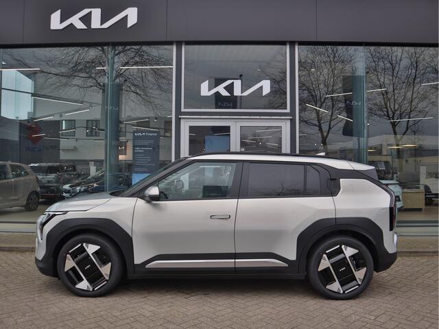 KIA EV3 Plus Advanced 81.4 kWh Navi+BT+Cam Stoel+Stuurverw. Leder LED 19''LMV 10 jr. Garantie
