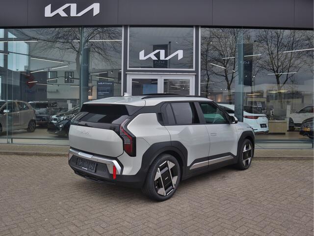 KIA EV3 Plus Advanced 81.4 kWh Navi+BT+Cam Stoel+Stuurverw. Leder LED 19''LMV 10 jr. Garantie