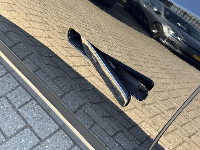 KIA EV3 Plus 58.3 kWh | incl. inruilvoordeel | Camera | Stoelverwarming | Keyless | Navigatie