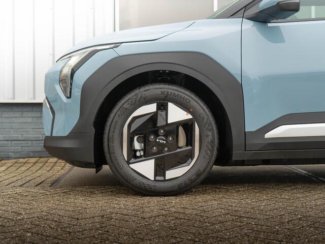 KIA EV3 Air 58.3 kWh | OP VOORRAAD | DIRECT LEVERBAAR | Airco | Parkeersensoren voor en achter |