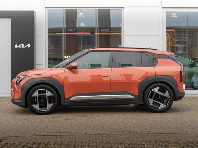 KIA EV3 Plus Advanced 81.4 kWh |OP VOORRAAD DIRECT LEVERBAAR| Schuifkanteldak | Harman en kardon | Dode hoek assistentie |