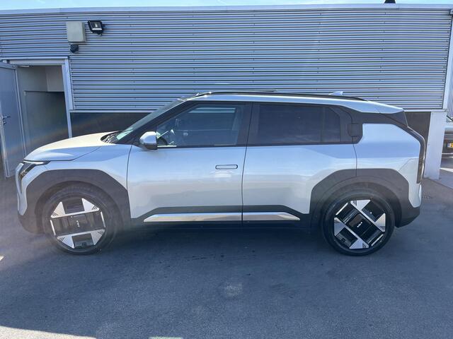 KIA EV3 Plus Advanced 81.4 kWh ACTIE! EXCLUSIEF BIJ KOOIJMAN TIEL! DIRECT LEVERBAAR! Meerdere kleuren snel leverbaar. RUIM ¤4800,- VOORDEEL! TEL.: 0344-611400