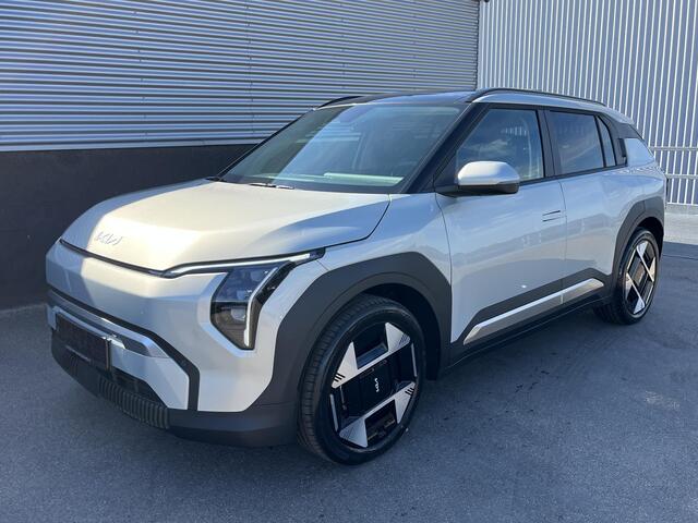 KIA EV3 Plus Advanced 81.4 kWh ACTIE! EXCLUSIEF BIJ KOOIJMAN TIEL! DIRECT LEVERBAAR! Meerdere kleuren snel leverbaar. RUIM ¤4800,- VOORDEEL! TEL.: 0344-611400