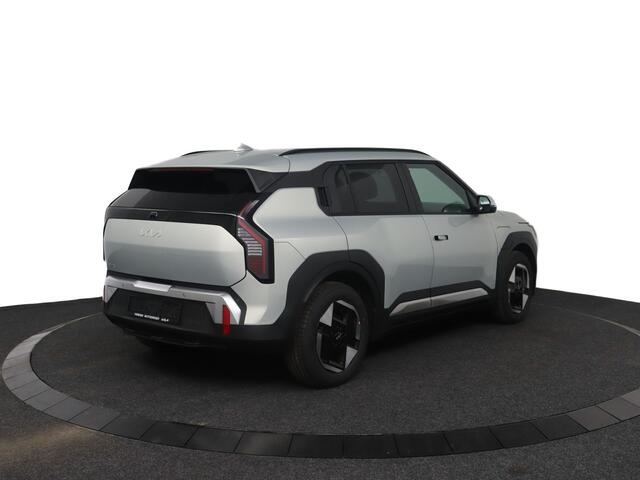 KIA EV3 Plus 58.3 kWh - Voorstoelen & stuurwiel verwarmd - Apple Carplay/Android Auto - Direct leverbaar!