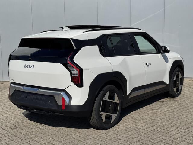 KIA EV3 Plus Advanced 81.4 kWh Snel leverbaar | Harman Kardon | Schuif/kantel dak | Stoelverwarming | Camera