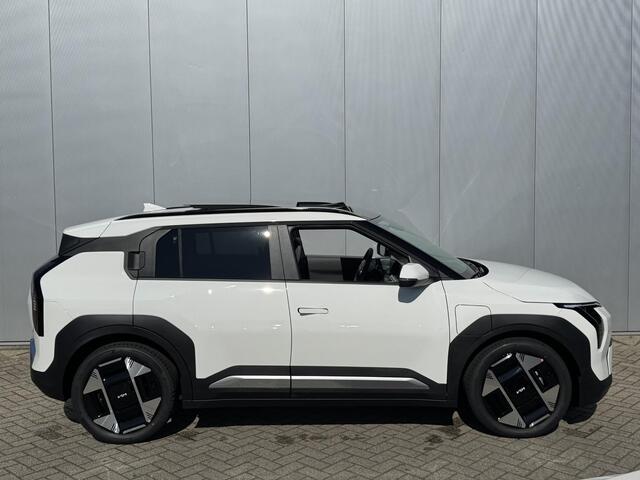 KIA EV3 Plus Advanced 81.4 kWh Snel leverbaar | Harman Kardon | Schuif/kantel dak | Stoelverwarming | Camera