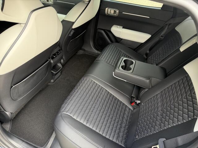 KIA EV4 GT-Line Business Edition 81.4 kWh Verschillende kleuren snel leverbaar | Stoelverwarming | Camera | Dodehoekdetectie | Keyless