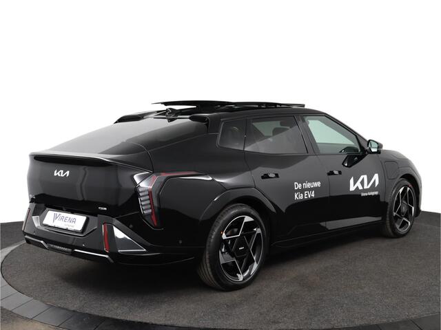 KIA EV4 Fastback GT-PlusLine 81.4 kWh Prijs incl. Inruilpremie - Stoelverwarming/ventilatie - Glazen Schuif-/kanteldak - Elektrisch verstelbare voorstoelen - Dodehoekcamera - Head-up display - Fabrieksgarantie tot 09-2032
