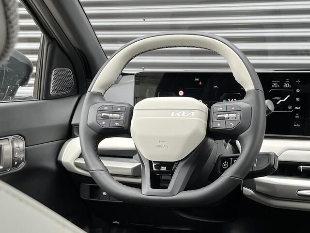 KIA EV4 Fastback GT-PlusLine 81.4 kWh DEMO | Trekhaak | Stoelventilatie | Panoramisch schuifkanteldak | Stoel ventilatie | 360 graden camera | Beschikbaar vanaf 02-2026 |