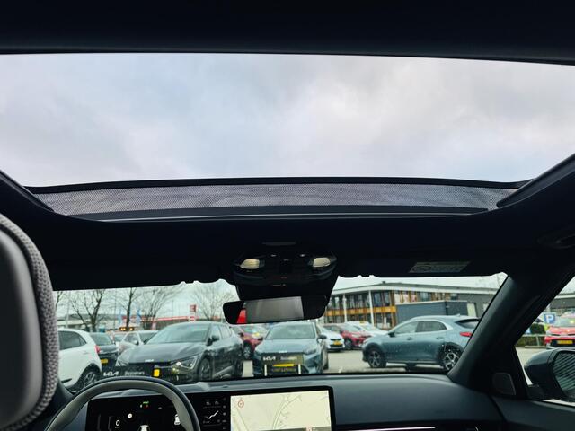 KIA EV4 Fastback GT-Line 81.4 kWh Demo auto | kmstand kan iets variëren! | informeer altijd of de auto aanwezig is !