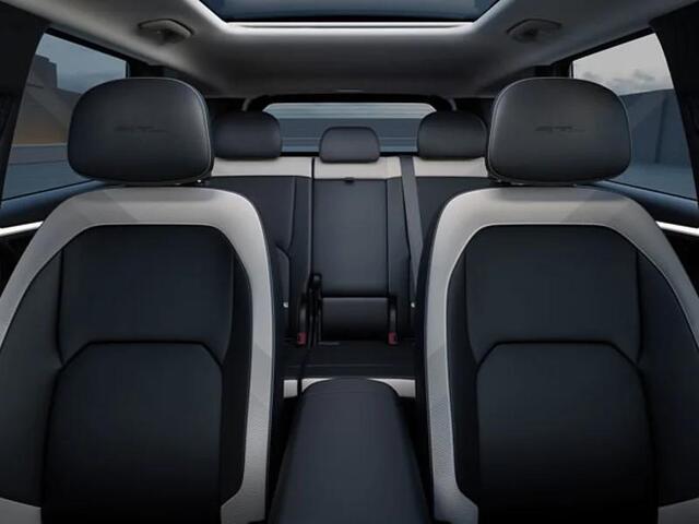 KIA EV5 GT-Line Business Edition 81.4 kWh - 1.200 kg trekgewicht - Panoramadak met schuif-/kantelfunctie - Heads-up display - 19" Inch velgen - Fabrieksgarantie tot 2032