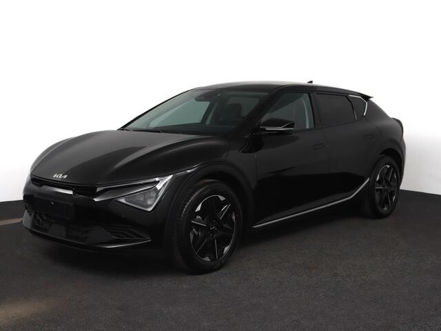 KIA EV6 Air 84 kWh ¤ 2.000 Inruilpremie - Voorstoelen verwarmd - Parkeerhulp voor & achter - Apple Carplay/Android Auto Direct Leverbaar!