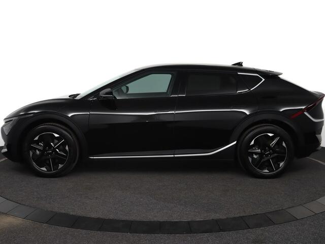 KIA EV6 Air 84 kWh ¤ 2.000 Inruilpremie - Voorstoelen verwarmd - Parkeerhulp voor & achter - Apple Carplay/Android Auto Direct Leverbaar!