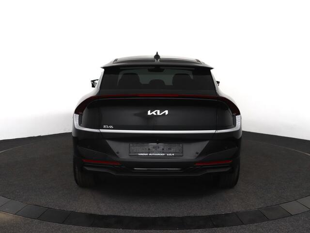 KIA EV6 Air 84 kWh ¤ 2.000 Inruilpremie - Voorstoelen verwarmd - Parkeerhulp voor & achter - Apple Carplay/Android Auto Direct Leverbaar!