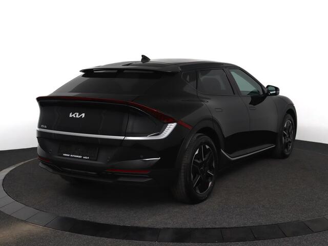 KIA EV6 Air 84 kWh ¤ 2.000 Inruilpremie - Voorstoelen verwarmd - Parkeerhulp voor & achter - Apple Carplay/Android Auto Direct Leverbaar!