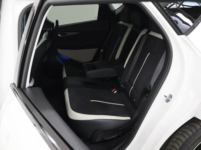 KIA EV6 GT-Line 84 kWh | Trekhaak | Panoramadak | Meridian Audio | Elekt. Stoelverstelling met geheugen | Stoelventilatie | Head-Up Display |