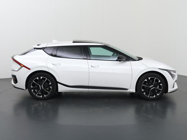 KIA EV6 GT-Line 84 kWh | Trekhaak | Panoramadak | Meridian Audio | Elekt. Stoelverstelling met geheugen | Stoelventilatie | Head-Up Display |