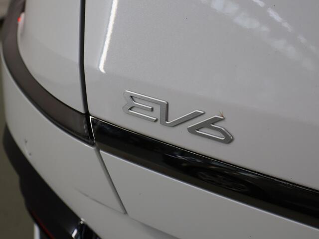 KIA EV6 GT-Line 84 kWh | Trekhaak | Panoramadak | Meridian Audio | Elekt. Stoelverstelling met geheugen | Stoelventilatie | Head-Up Display |