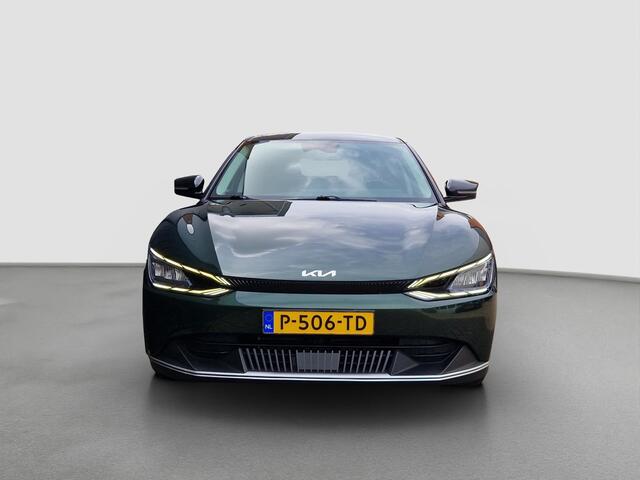 KIA EV6 Air 58 kWh | Prijs incl. vooraftrek 2000.- inruilpremie | Stoelverwarming | Camera | Navigatie | 19" Velgen | H-Leder | Clima | PDC | Cruise | LED |