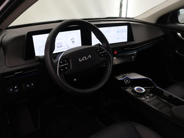 KIA EV6 Edition Advanced 77.4 kWh | 20 Inch lichtmetalen velgen | Lederen Bekleding | Stoel/Stuurwielverwarming | Elekt. Stoelverstelling met geheugen |