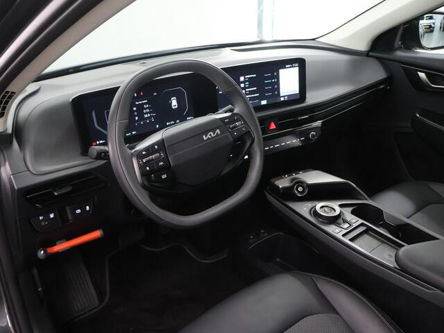 KIA EV6 Light Edition 63 kWh Elektromotor 125kW (A) | Stoel/Stuurwielverwarming | Cruise Control Adaptief | Parkeercamera | Keyless Go |
